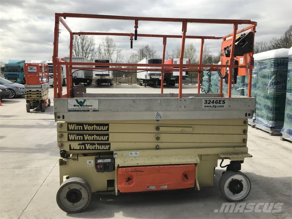 JLG 3246ES (1240) Saxlifte