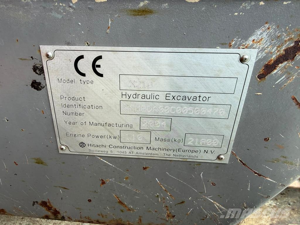 Hitachi ZX210 LC-1 . Telakaivukoneet