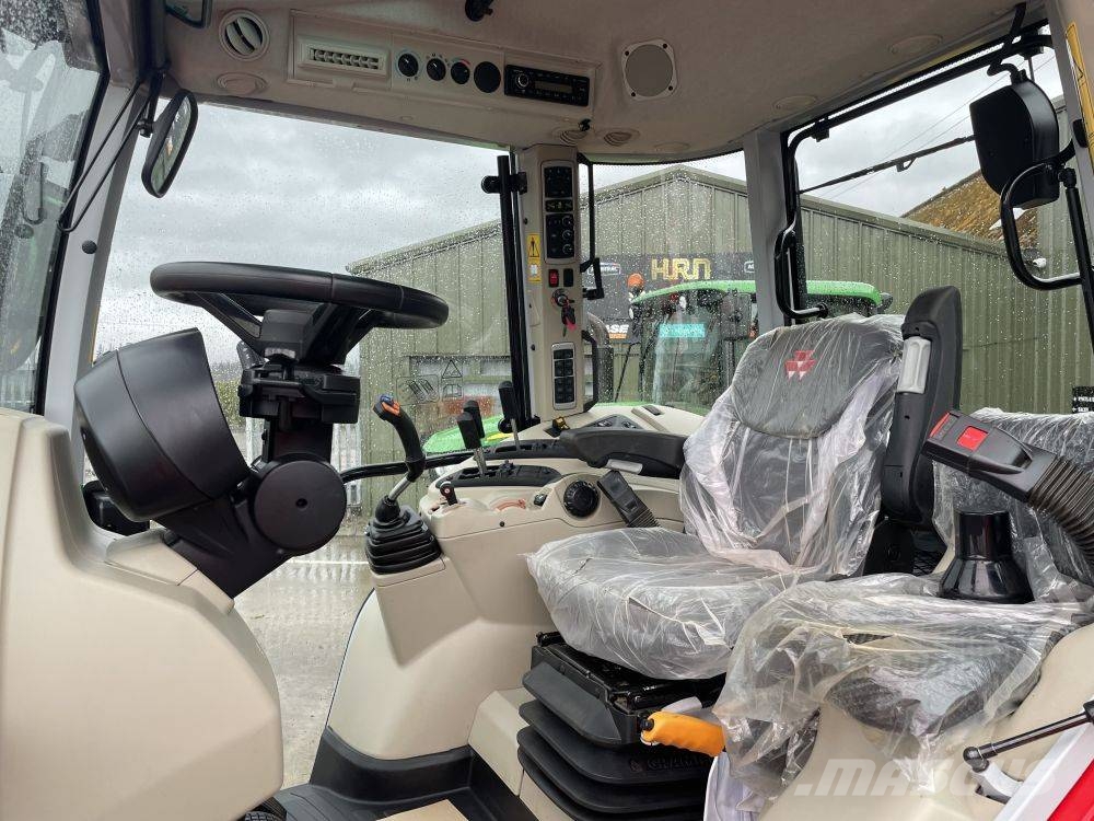 Massey Ferguson 5S.125 Traktoren