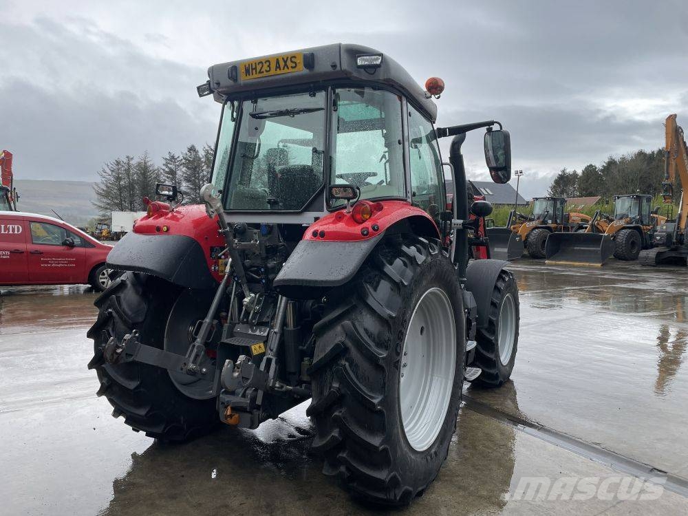 Massey Ferguson 5S.125 Traktoren