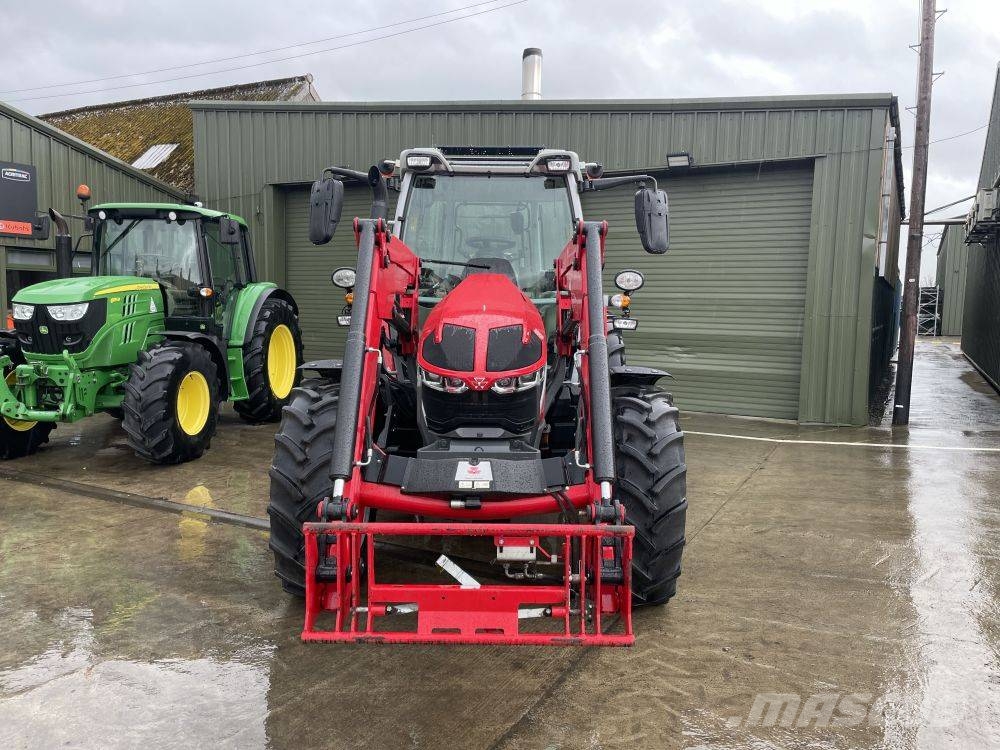 Massey Ferguson 5S.125 Traktoren