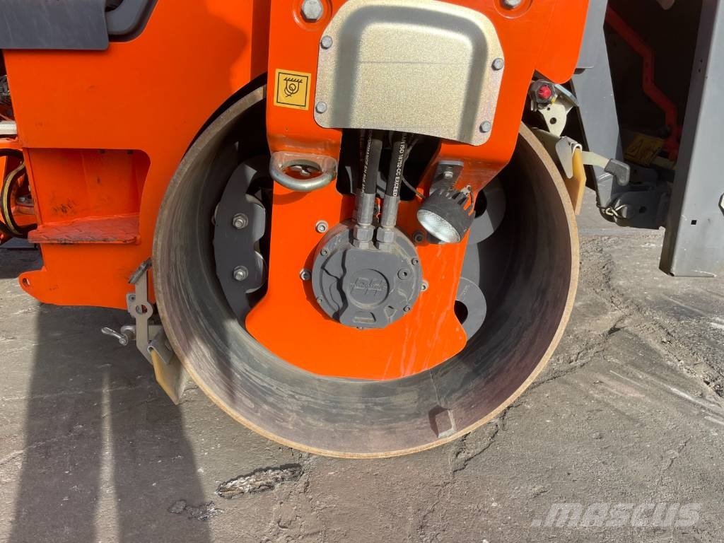 Hamm HD 12 VV Twin drum rollers