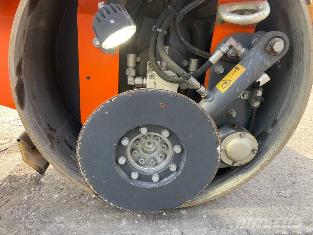 Hamm HD 12 VV Twin drum rollers