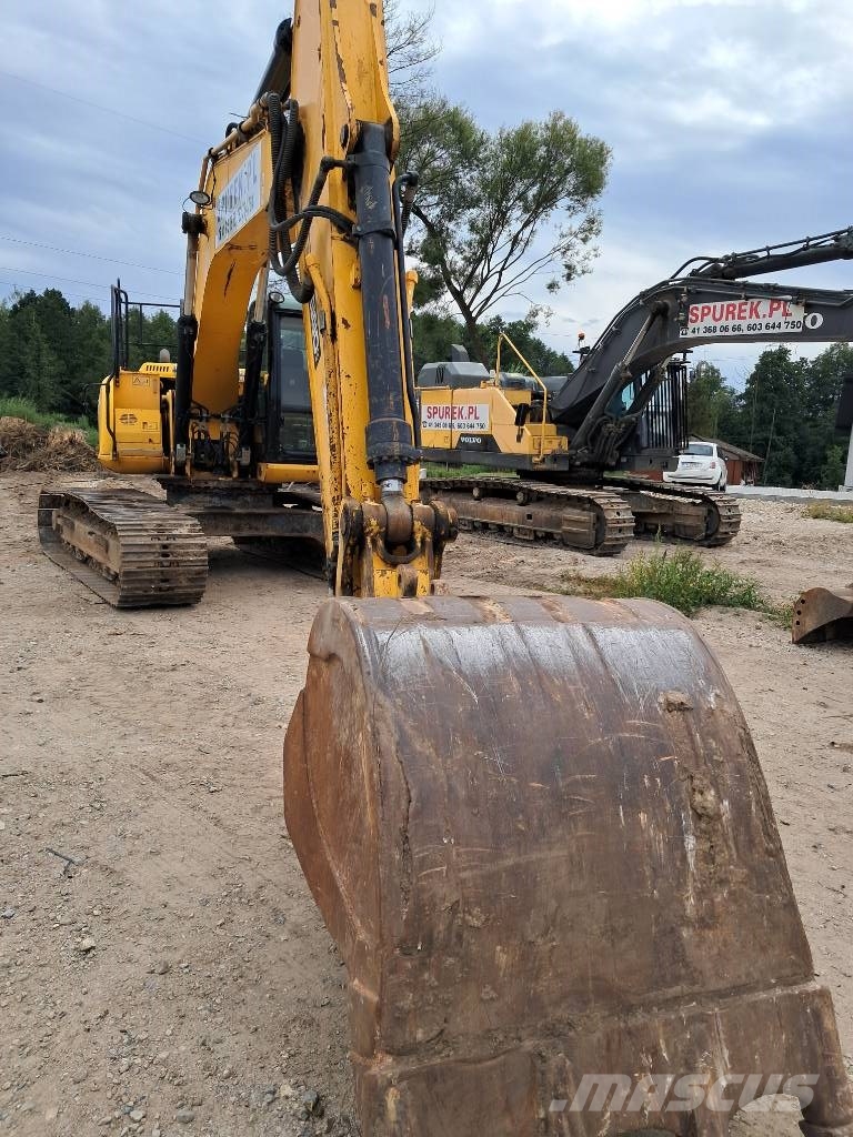 JCB JS 220 LC Rupsgraafmachines