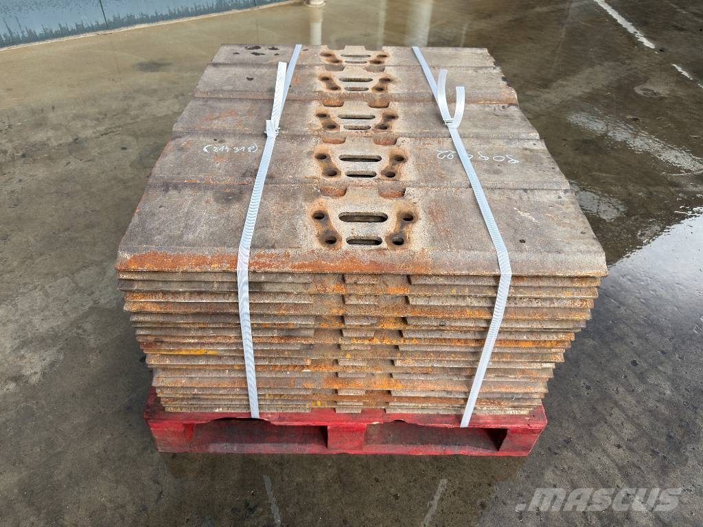 CAT 326 / 329 / 330 | Triple grouser 900mm Autres accessoires