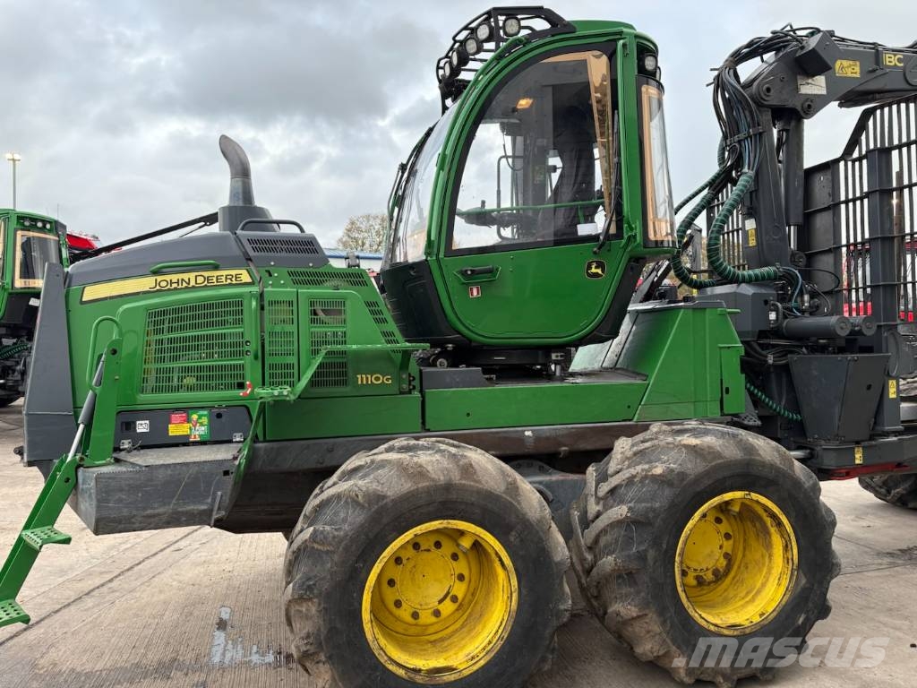 John Deere 1110 G Lassbærere