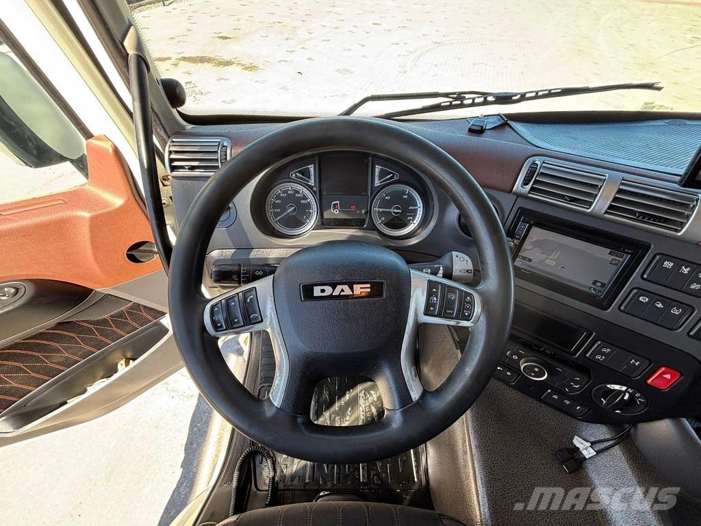 DAF CF 450 6x2 SUPRA 950 U / BOX L=9408 mm Temperature controlled trucks