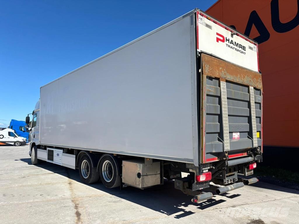 DAF CF 450 6x2 SUPRA 950 U / BOX L=9408 mm Temperature controlled trucks