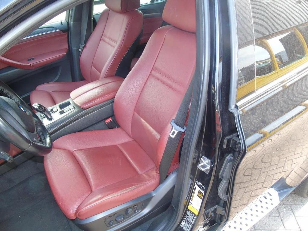 BMW X6 335 i + luxe edition + automatic Biler