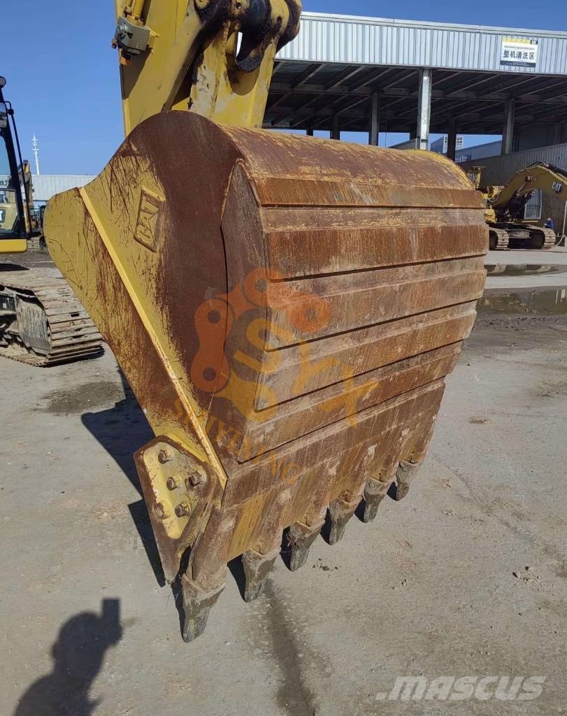 CAT 330 Raupenbagger