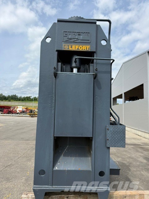 Lefort COREMA LEFORT CITY 80T Tin Baler SCRAB SHEAR Industrial balers