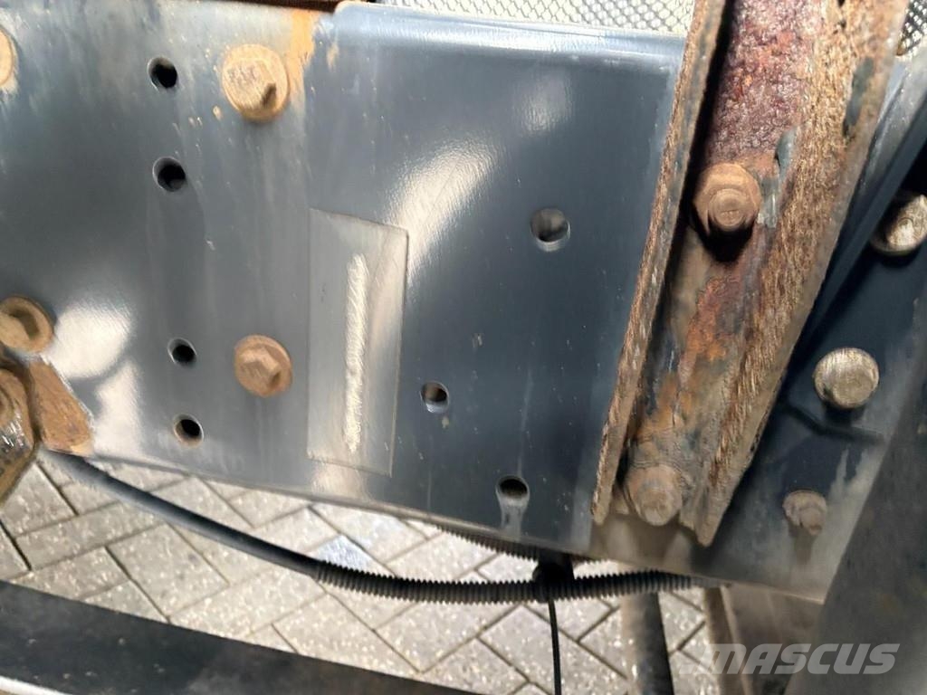Iveco Eurocargo 120 E25 + EURO 6 + DHOLLANDIA LOADLIFT + Skriňová nadstavba