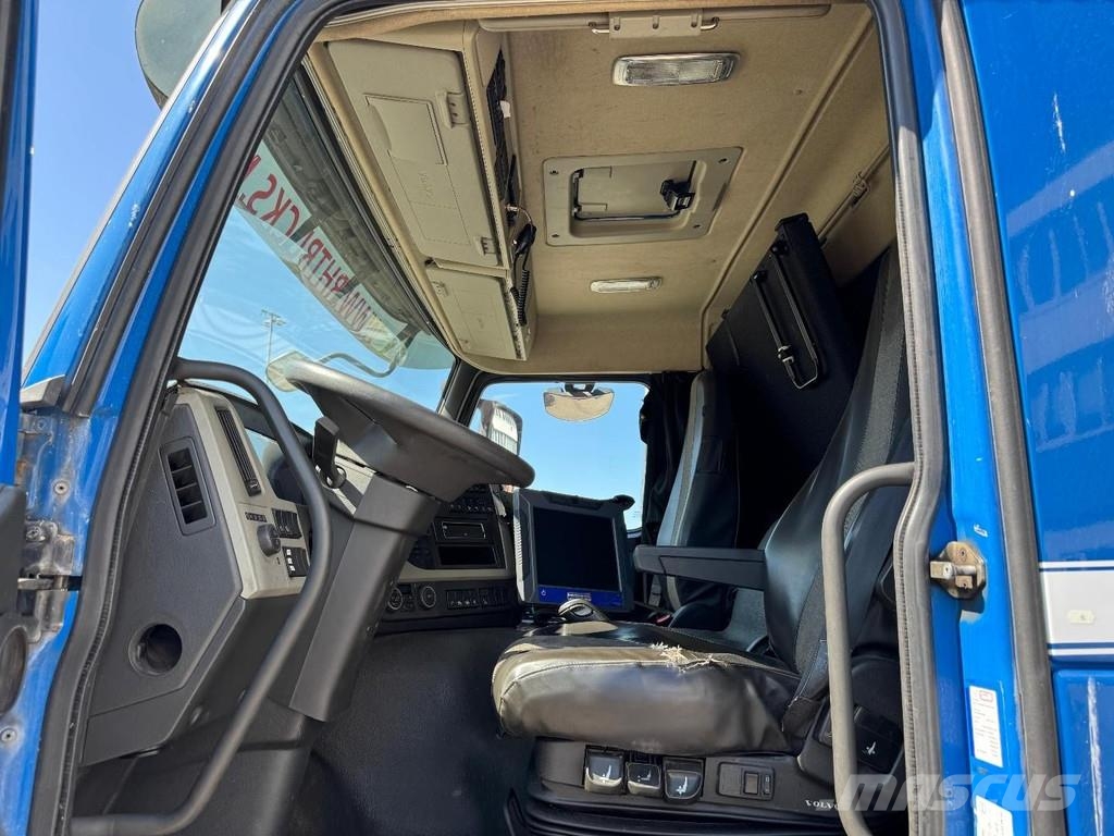 Volvo FM 460 8X2 EURO 6 + INOX TANK 21700 Liter شاحنات ذات صهاريج