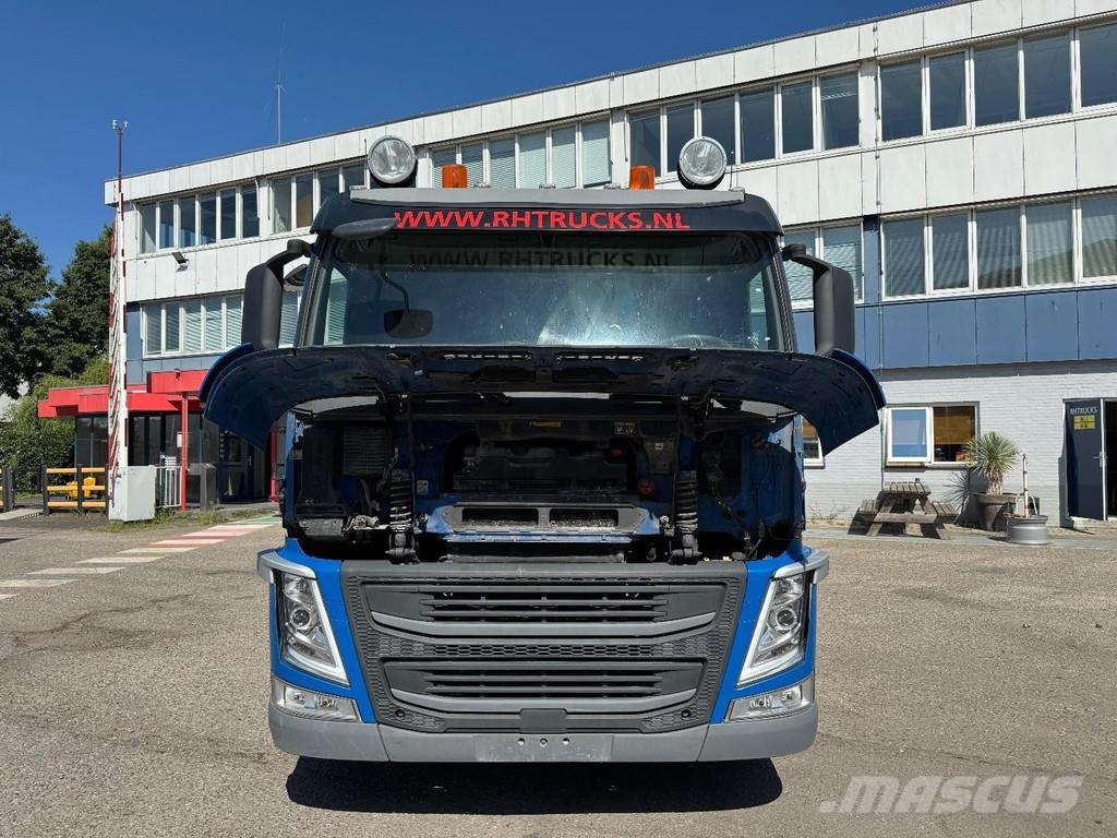 Volvo FM 460 8X2 EURO 6 + INOX TANK 21700 Liter شاحنات ذات صهاريج