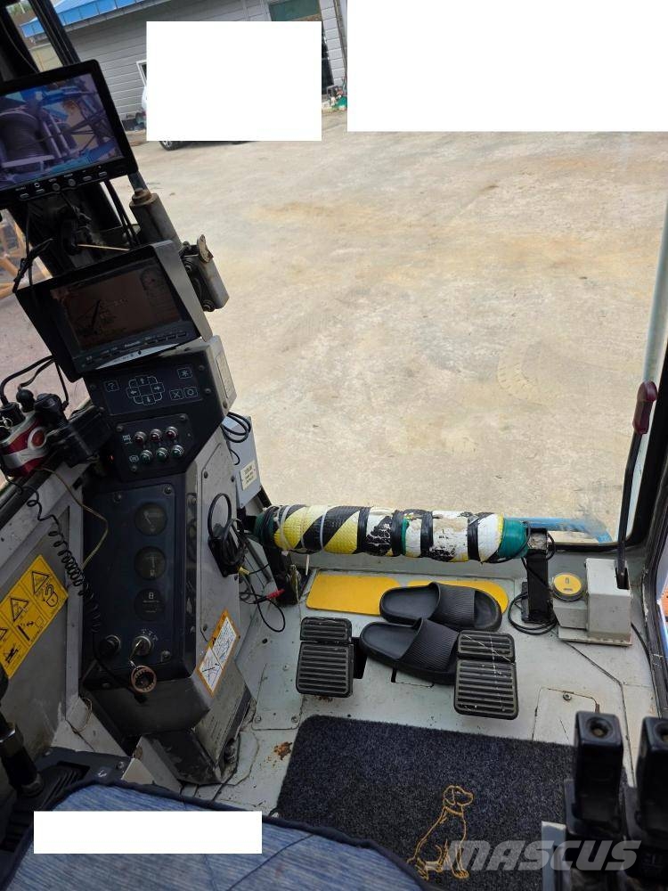 Sumitomo SCX900-2 رافعات مجنزرة