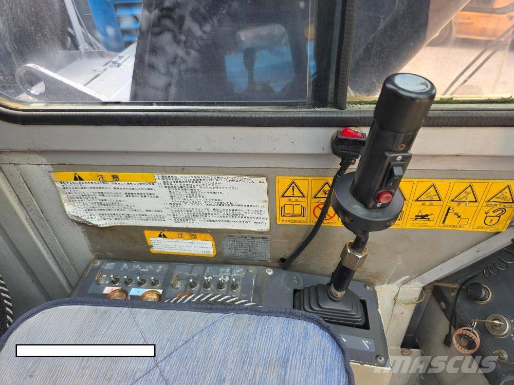 Sumitomo SCX900-2 رافعات مجنزرة
