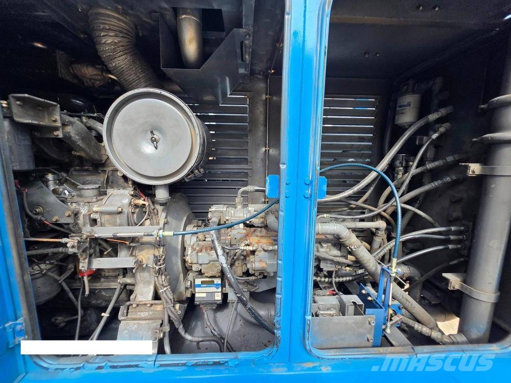 Sumitomo SCX900-2 رافعات مجنزرة