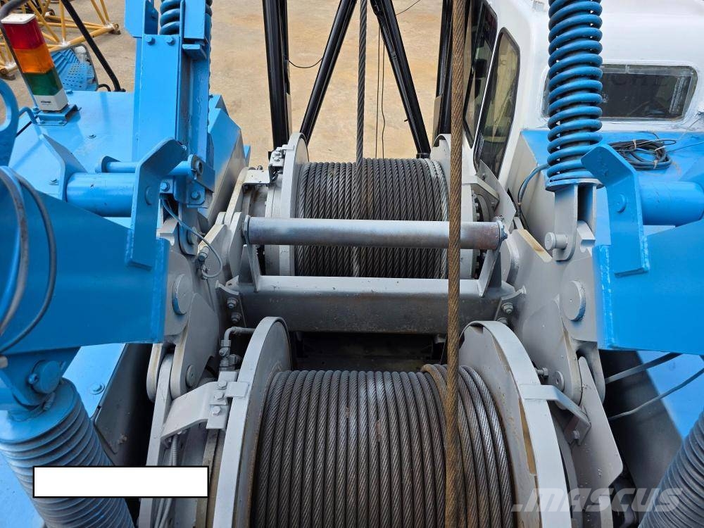 Sumitomo SCX900-2 رافعات مجنزرة