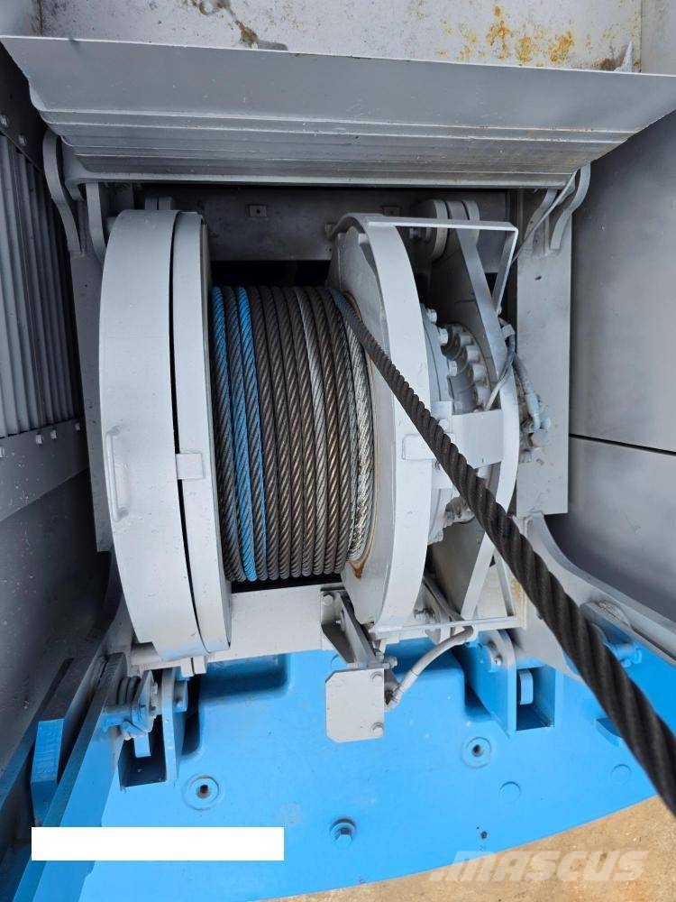 Sumitomo SCX900-2 رافعات مجنزرة