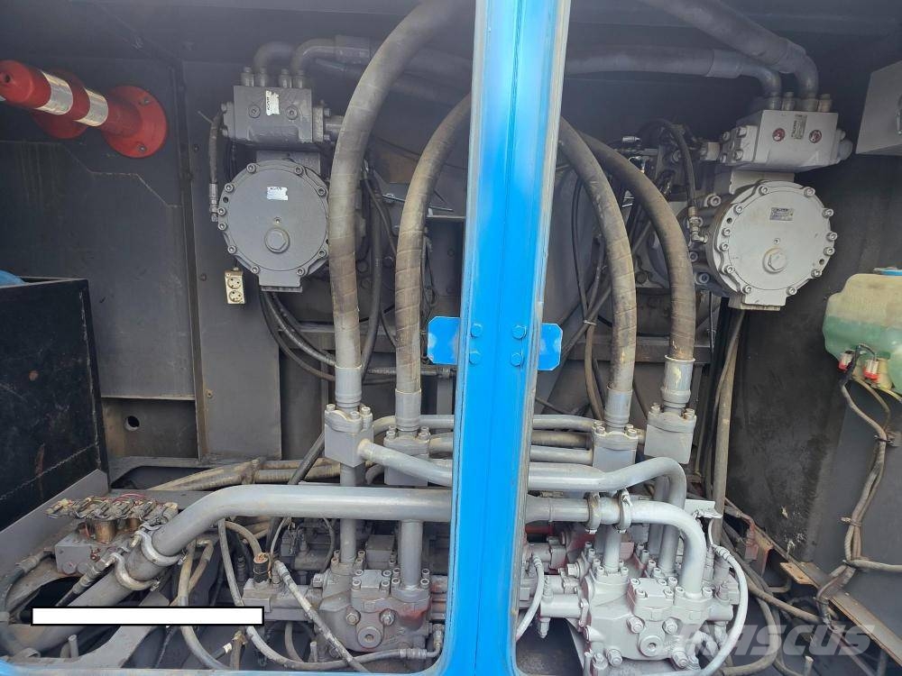 Sumitomo SCX900-2 رافعات مجنزرة