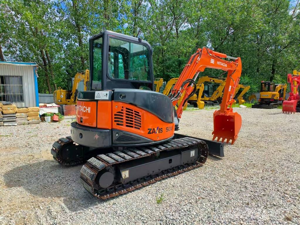 Hitachi ZX 50 U حفارات صغيرة أقل من 7 طن (حفارات صغيرة)