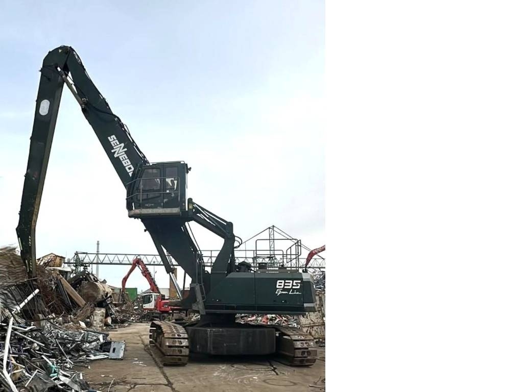Sennebogen 835 Umschlagbagger mit Kettenlaufwerk Excavadoras de ruedas
