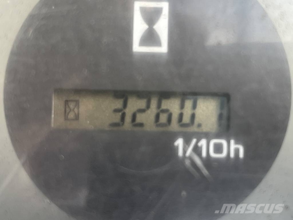 Nissan UD02-A25PQ V-2491 IO Gázüzemű targoncák