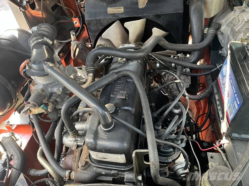Nissan UD02-A25PQ V-2491 IO Gázüzemű targoncák
