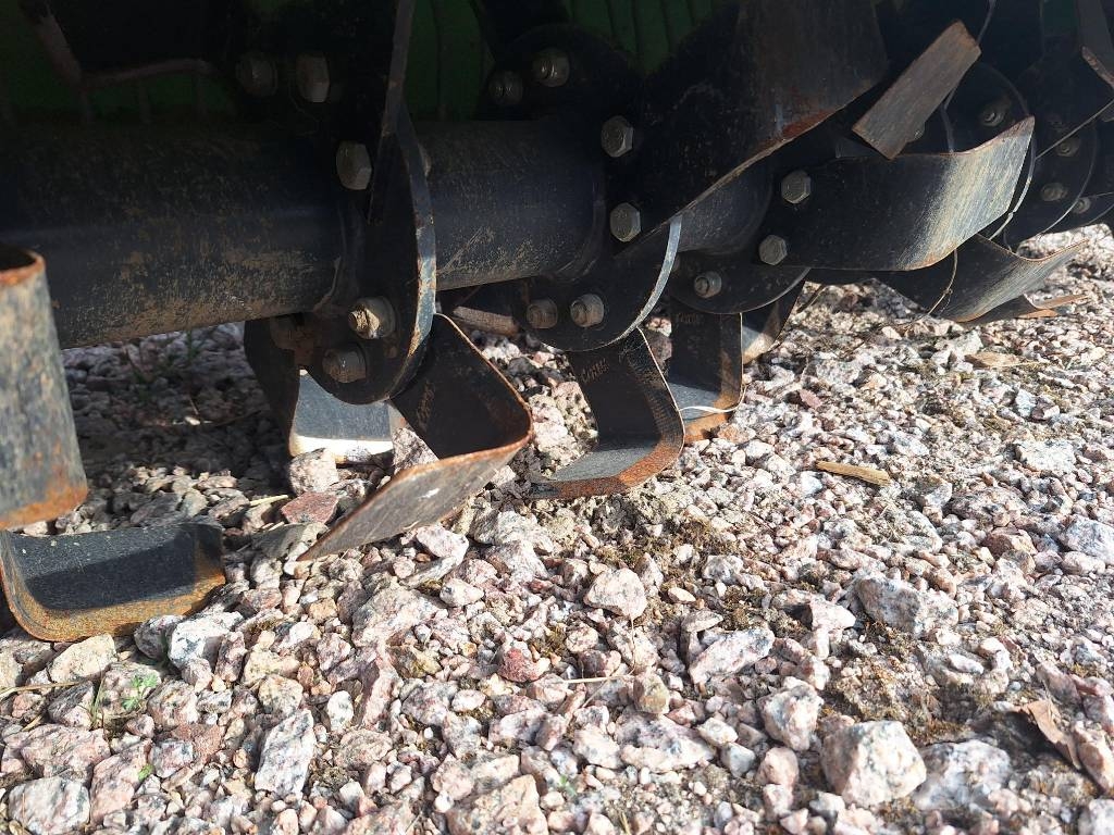 Avant Kelajyrsin Såbäddsharvar och rototillers