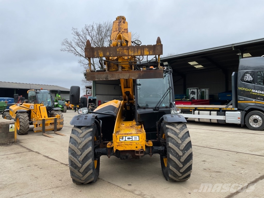 JCB 536-60 Agri Plus 농업용 텔레 핸들러