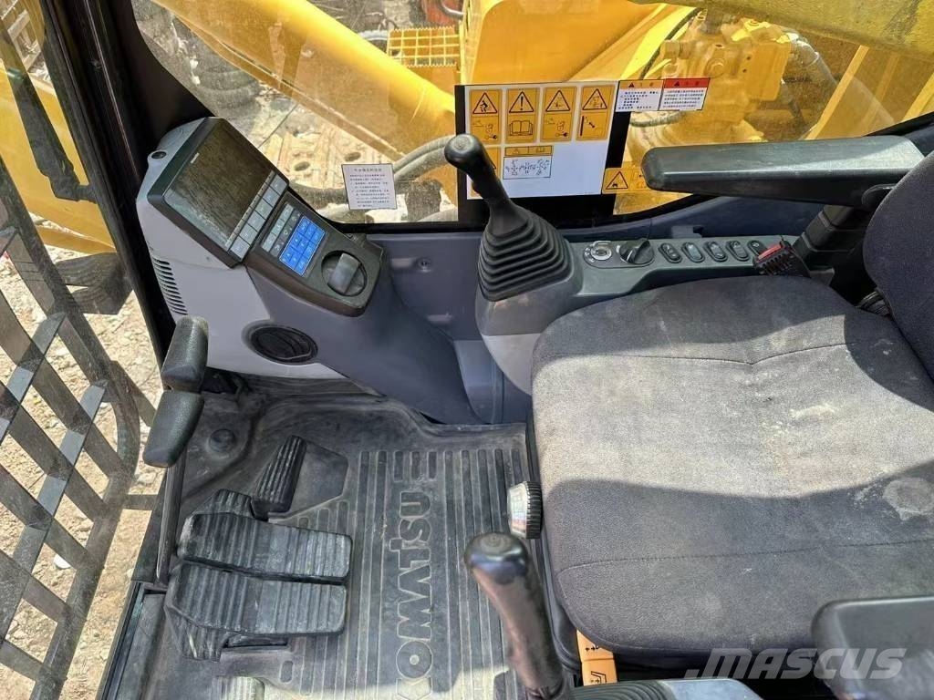 Komatsu PC 850SE Багери амфибии