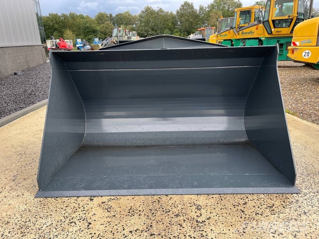 Saphir Loading bucket 240cm 2600ltr Volvo/Liebherr/JCB (L Skovle