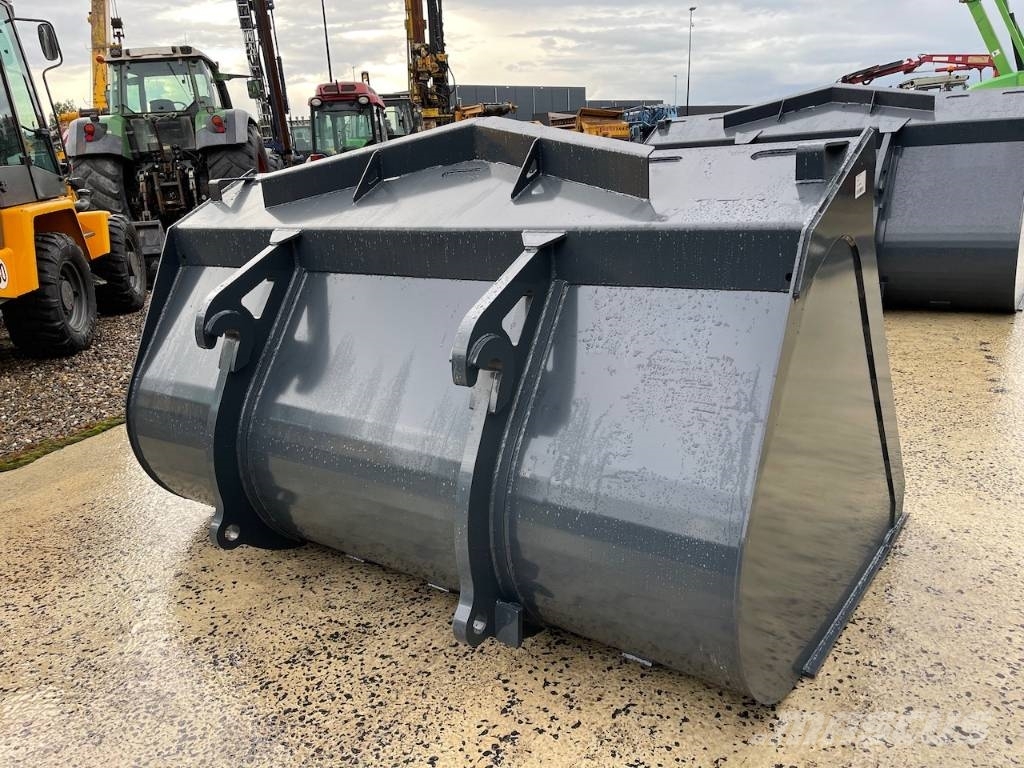 Saphir Loading bucket 240cm 2600ltr Volvo/Liebherr/JCB (L Skovle