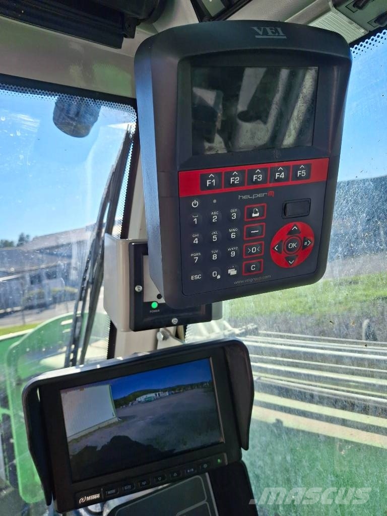 Sennebogen 355 E テレスコーピックハンドラー