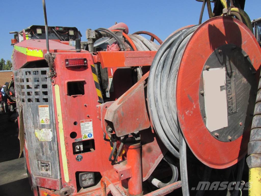 Sandvik DD 321 Plataformas horizontales de perforación