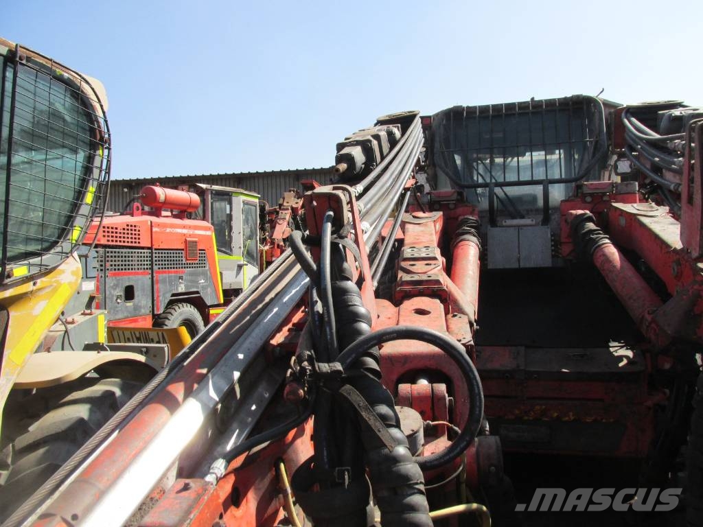 Sandvik DD 321 Plataformas horizontales de perforación