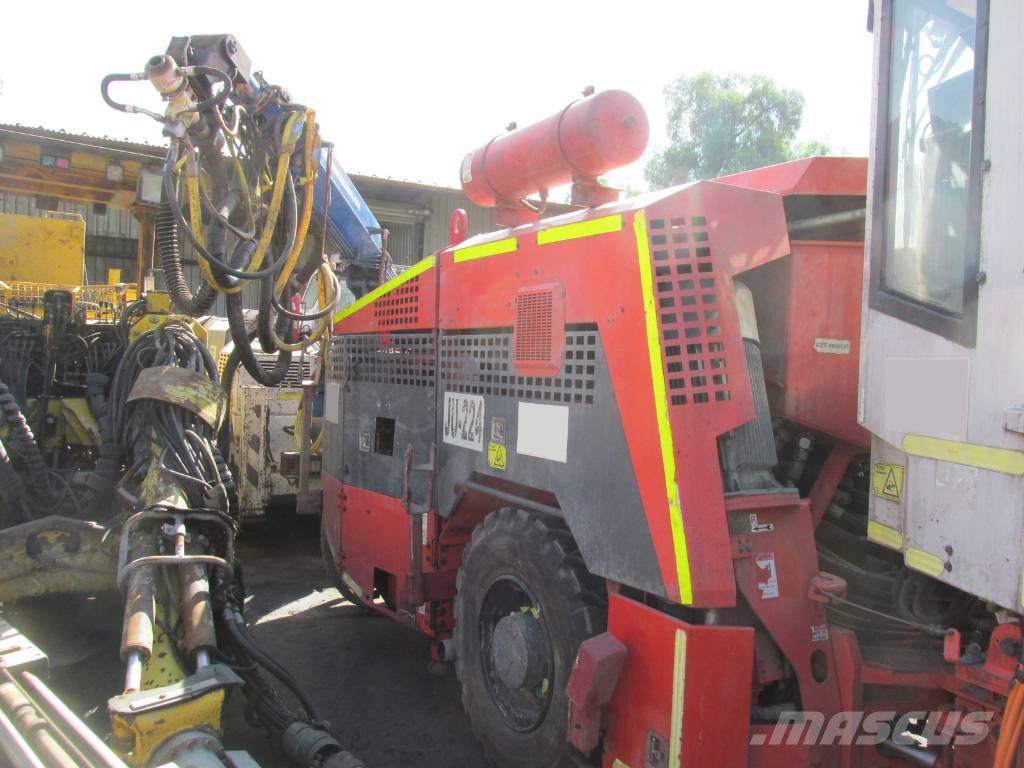 Sandvik DD 321 Plataformas horizontales de perforación