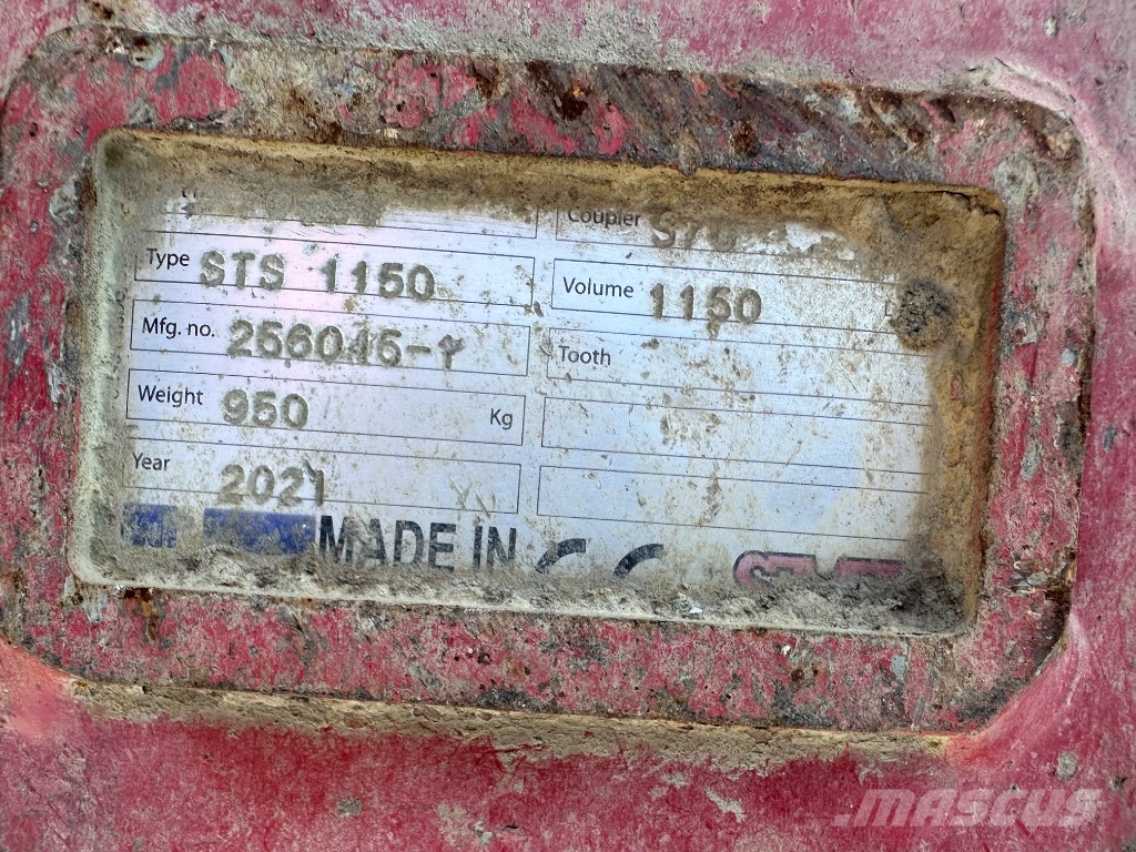 Develon DX 225 LC-7 Beltegraver