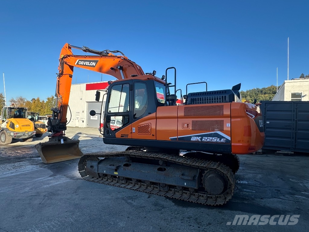 Develon DX 225 LC-7 Beltegraver
