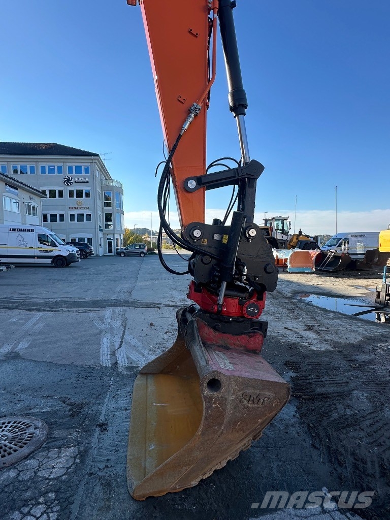 Develon DX 225 LC-7 Beltegraver