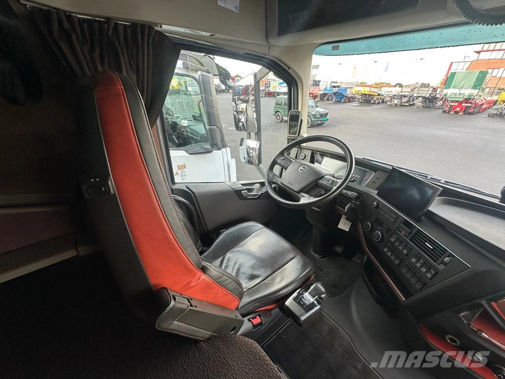 Volvo FH 16.750 6X2 VDL CONTAINER HAAKARMSYTEEM / ABROLL Camiones elevadores de gancho