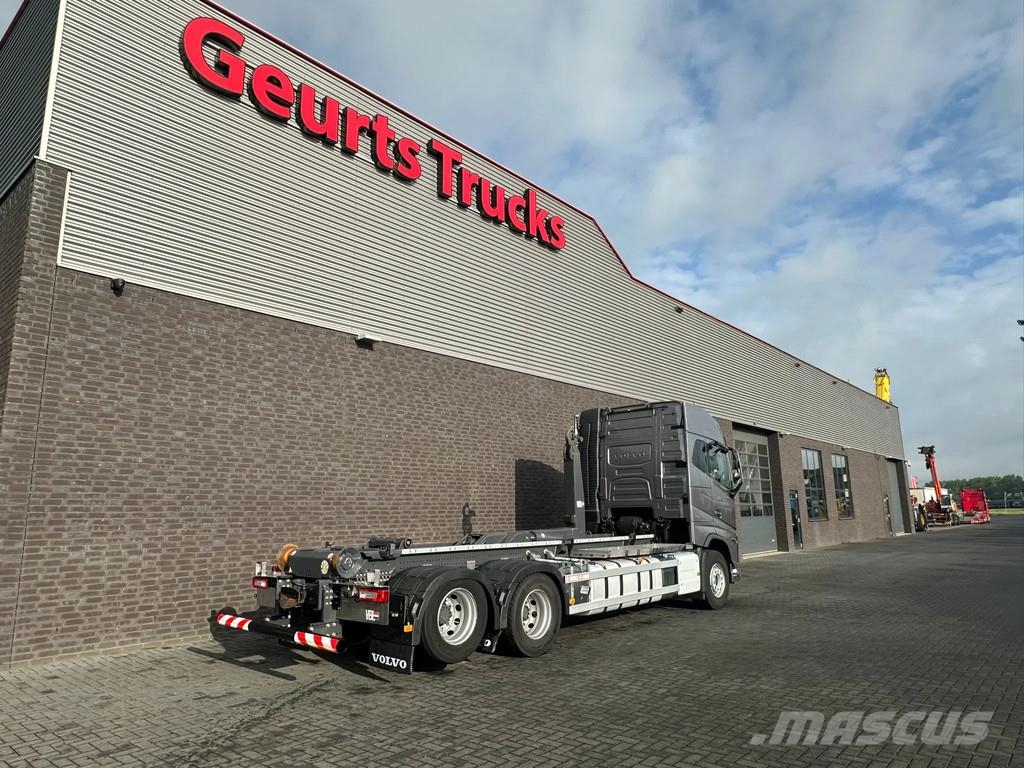 Volvo FH 16.750 6X2 VDL CONTAINER HAAKARMSYTEEM / ABROLL Camiones elevadores de gancho
