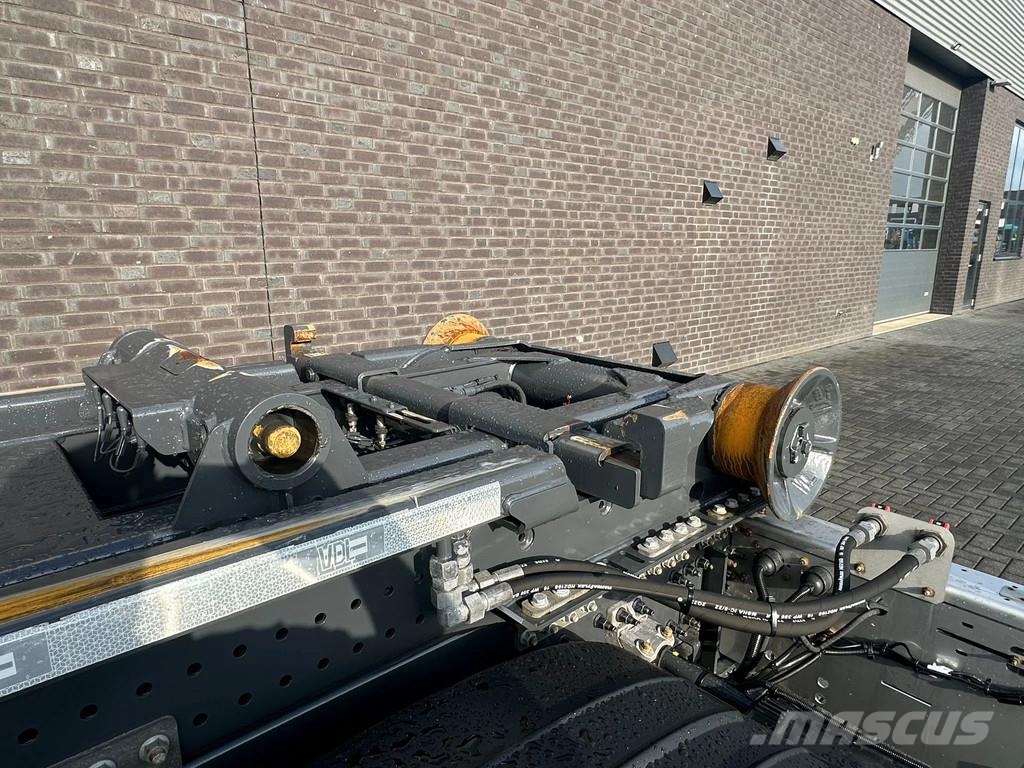 Volvo FH 16.750 6X2 VDL CONTAINER HAAKARMSYTEEM / ABROLL Camiones elevadores de gancho