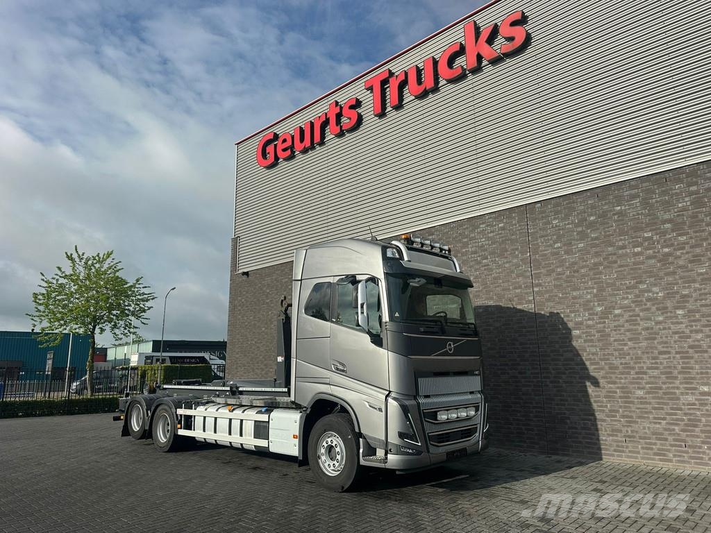 Volvo FH 16.750 6X2 VDL CONTAINER HAAKARMSYTEEM / ABROLL Camiones elevadores de gancho