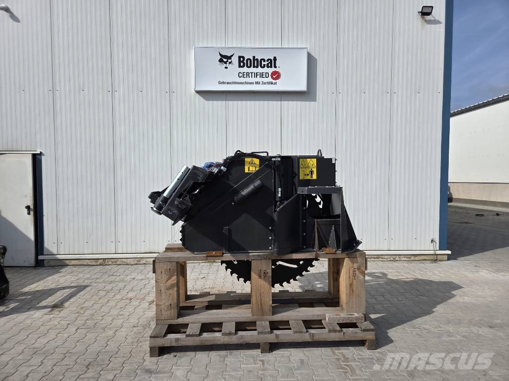 Bobcat Wheel Saw / Radsäge WS18 لوادر انزلاقية التوجيه