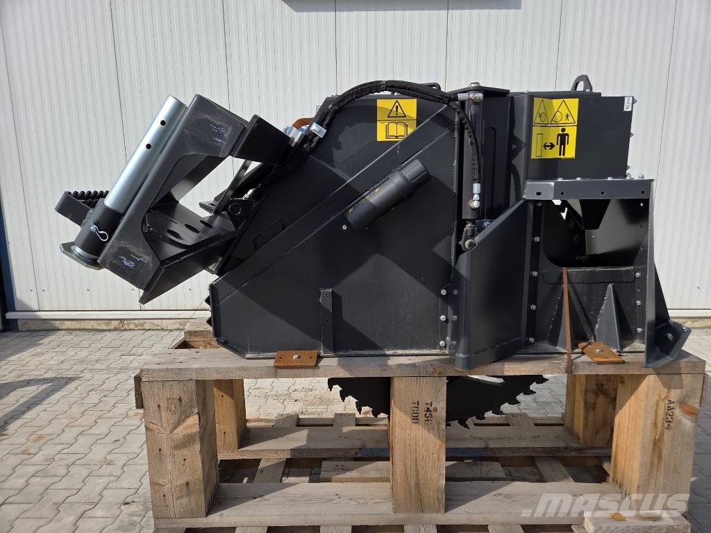 Bobcat Wheel Saw / Radsäge WS18 لوادر انزلاقية التوجيه