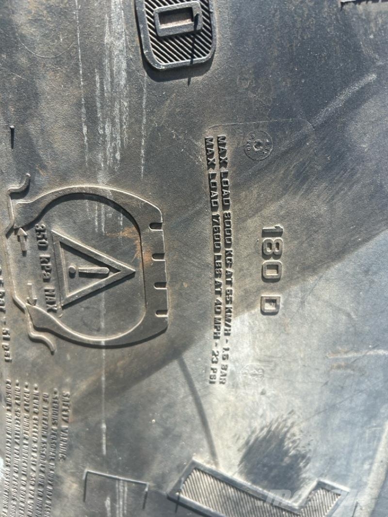 Trelleborg 900/60R42 Riepas, riteņi un diski