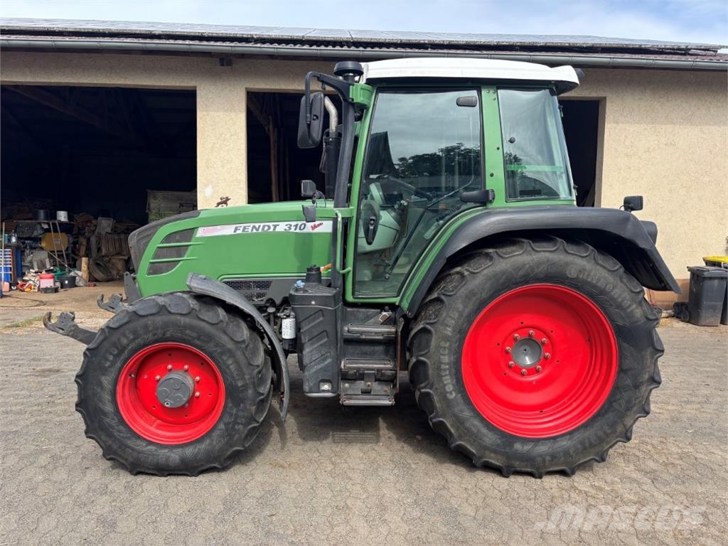 Fendt 310 Vario TMS Tracteur