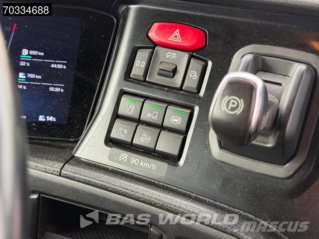Scania R460 4X2 Retarder 2x Tanks ACC PTO Navi Влекачи