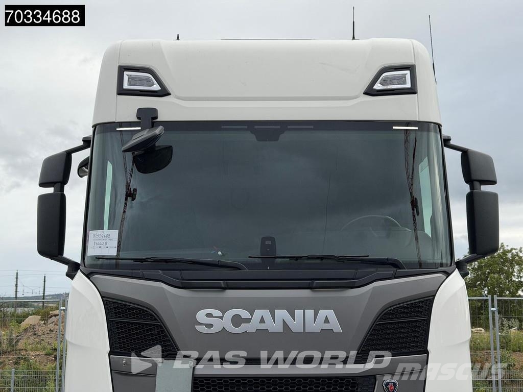 Scania R460 4X2 Retarder 2x Tanks ACC PTO Navi Τράκτορες